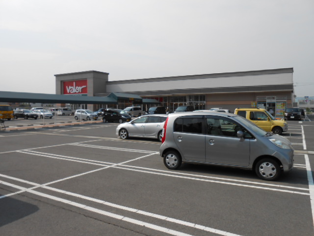 スーパー　バロー笹部店（スーパー）まで765m