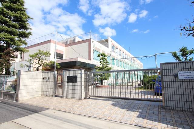 中学校　名古屋市立日比津中学校（中学校）まで447m