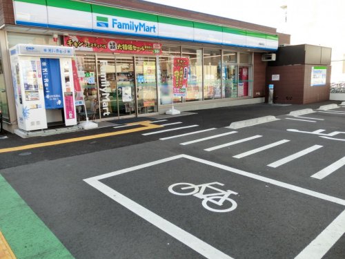 コンビニ　ファミリーマート 川越田町店（コンビニ）まで37m