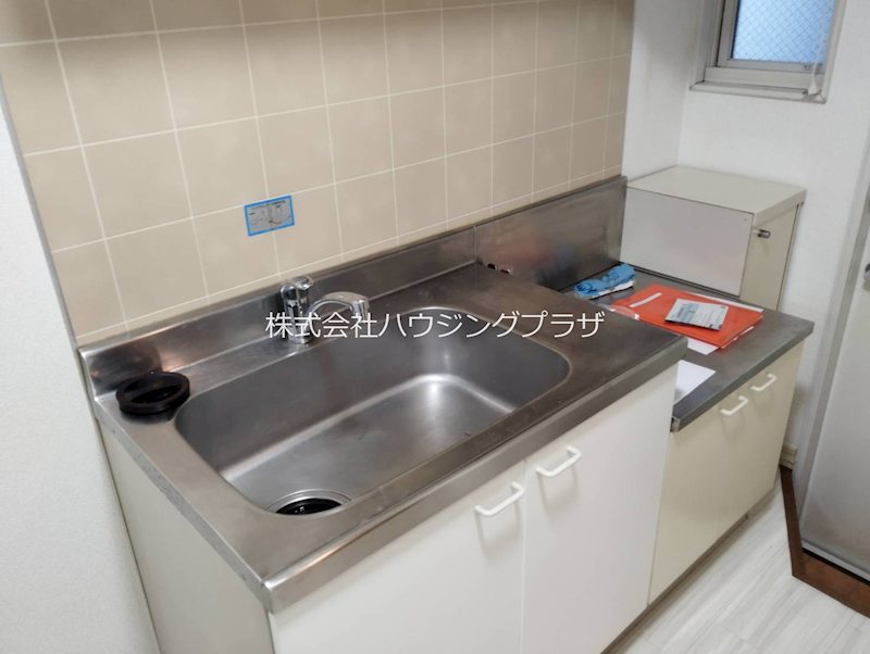 キッチン　キッチン　※別室参考写真となります