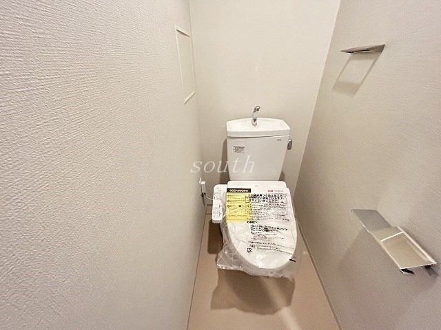 トイレ　ウォシュレット付きのトイレ