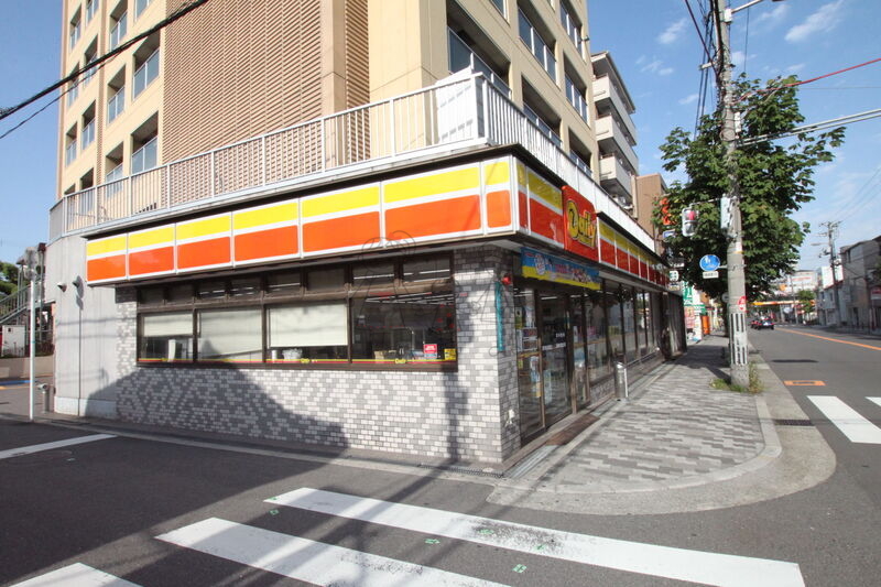 コンビニ　デイリーヤマザキ阿倍野美章園店（コンビニ）まで211m