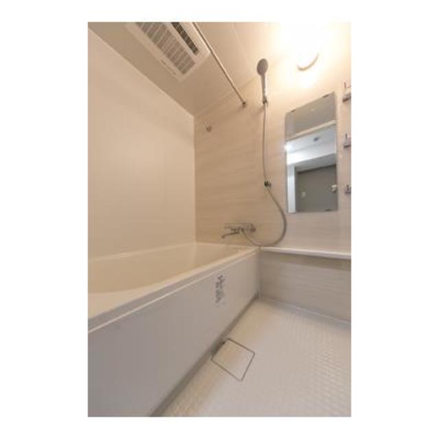 バス・シャワールーム　※写真は同タイプ住戸です。