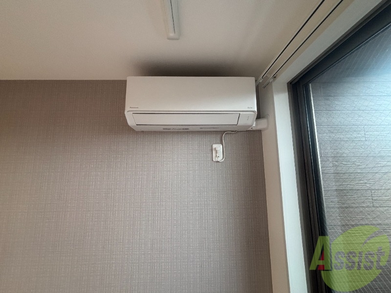 その他設備　リビングにエアコンが付いているため部屋の温度の調節が可能です