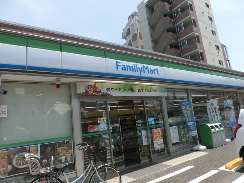 コンビニ　ファミリーマート船橋本町五丁目店（コンビニ）まで37m