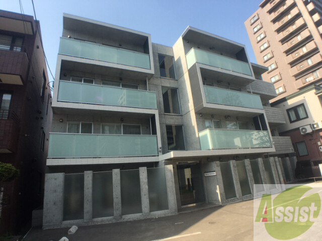 建物外観　札幌市中央区南１１条西「Ｒｅｄ　Ｏｒｂ　ＹＡＭＡＨＡＮＡ」