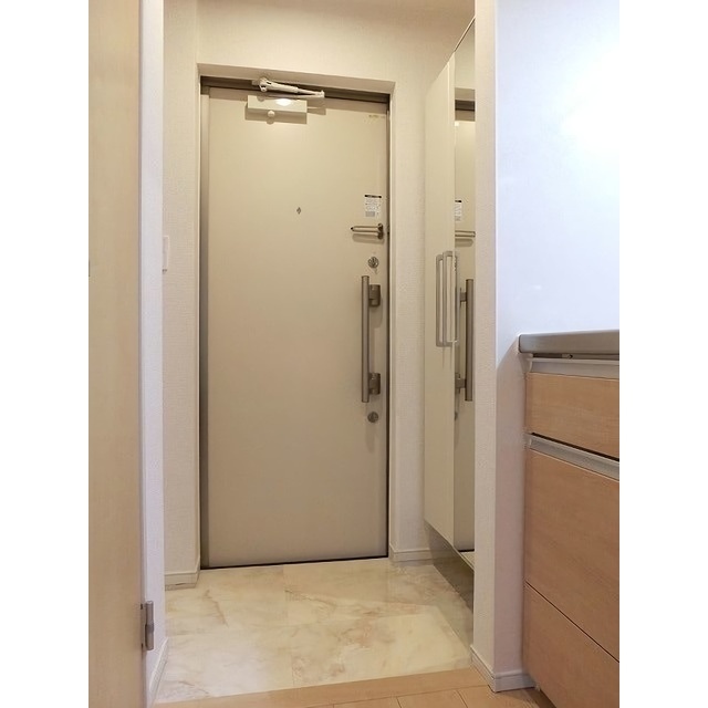 玄関　玄関