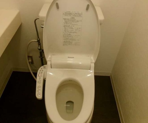 トイレ　トイレ