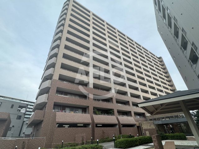 建物外観　キングスクエアヴィルジア大阪