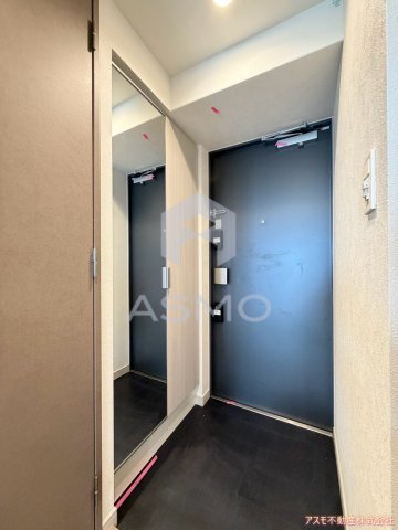 玄関　同マンション別部屋　参考写真