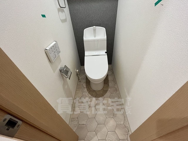 地下鉄長堀鶴見緑地線 門真南駅 徒歩5分 3階建 築10年のトイレ写真