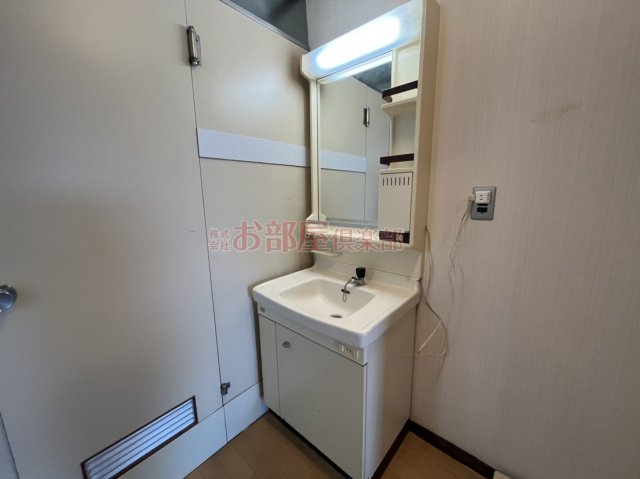 洗面設備　シャンプードレッサー完備