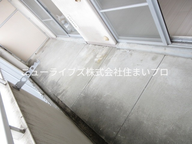 京阪本線 香里園駅 徒歩13分 4階建 築32年の内装写真