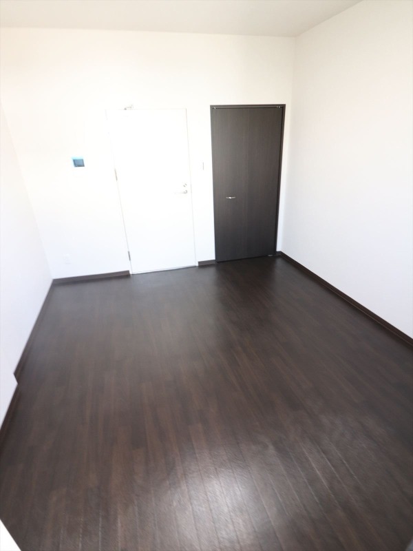 その他　6.4帖の洋室です