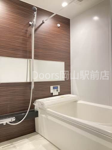 ＪＲ宇野線 備前西市駅 徒歩3分 3階建 築5年の風呂写真