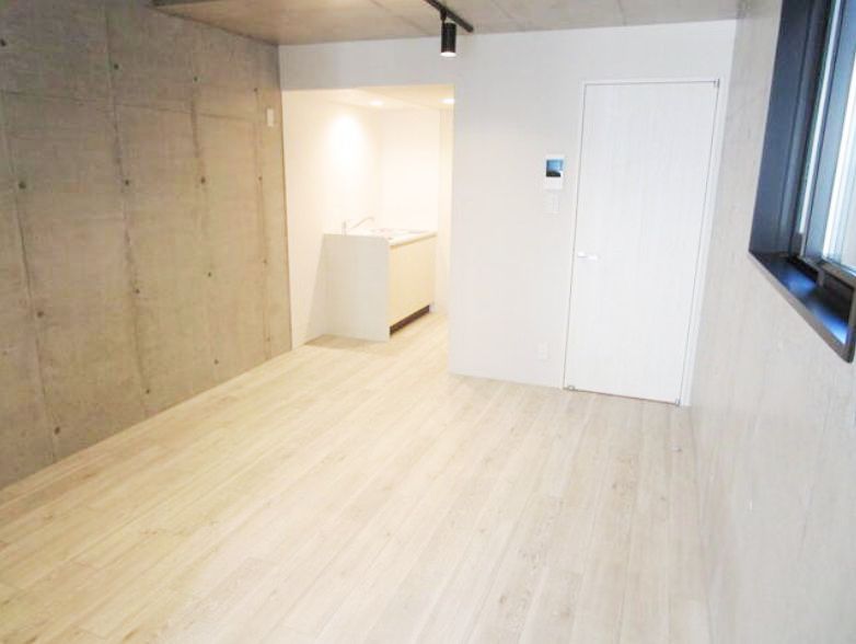 VERT COURT HIGASHIYAMAの居間写真