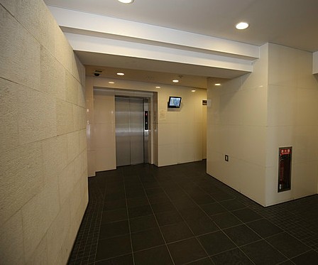 その他共有部分　ロビー＆エレベーター。