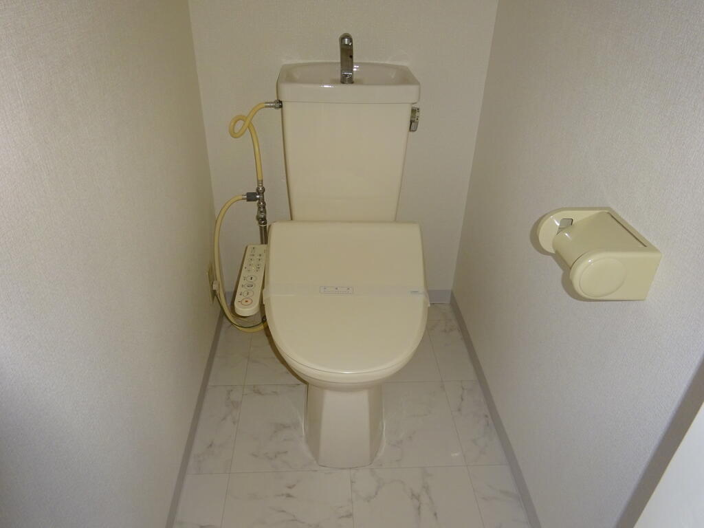 福南ビルのトイレ写真