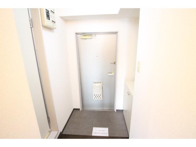 グラシエール王寺の玄関写真