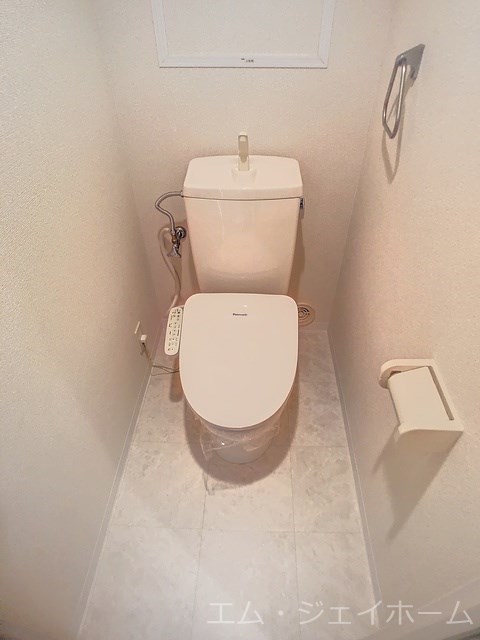 ＪＲ東海道本線 南草津駅 徒歩7分 4階建 築20年のトイレ写真