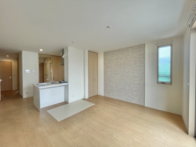 Fleuri Residence 円山の居間写真