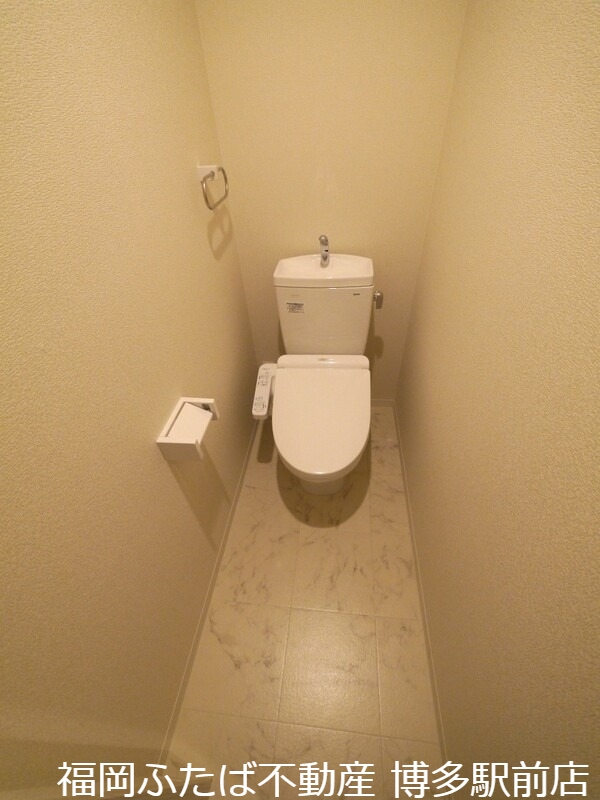 Litera IBK 香椎東のトイレ写真