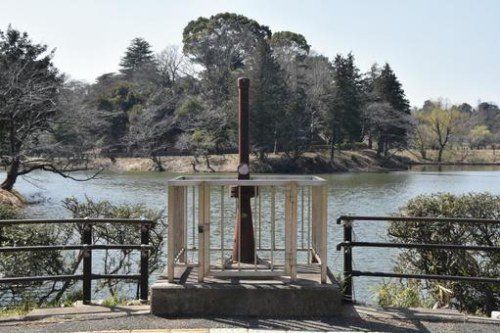 その他　春分前の神奈川県立三ツ池公園の水門