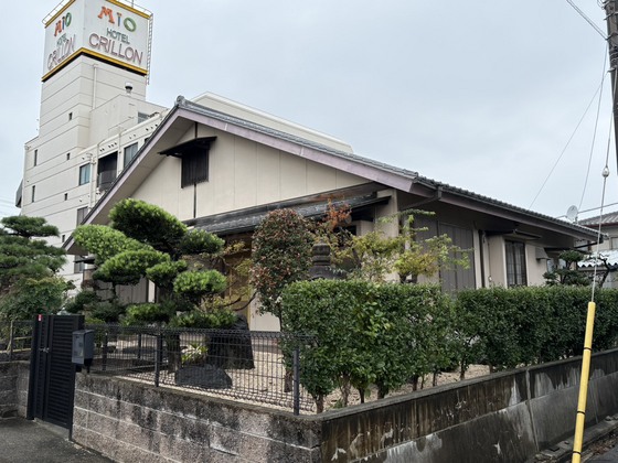 朝日町戸建て
