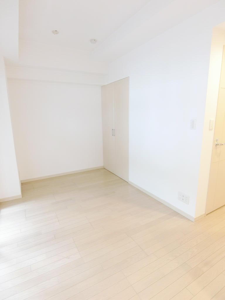 プライマル三軒茶屋の居間写真