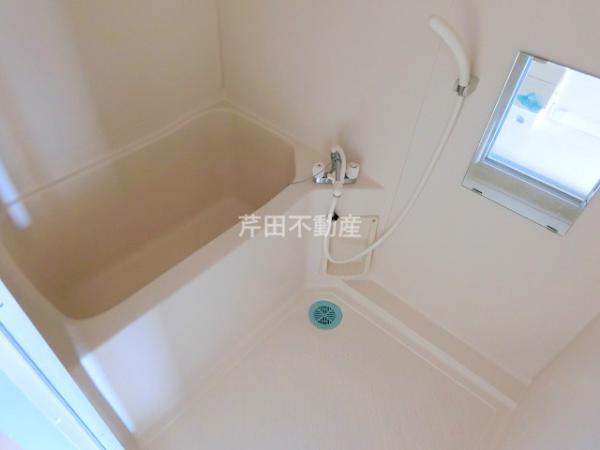 バス・シャワールーム　写真は別のお部屋のイメージです。現状優先。