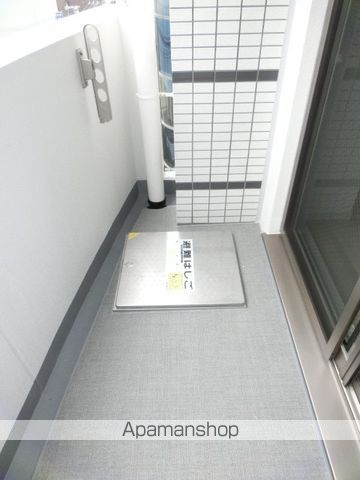地下鉄御堂筋線 本町駅 徒歩6分 15階建 築13年の内装写真