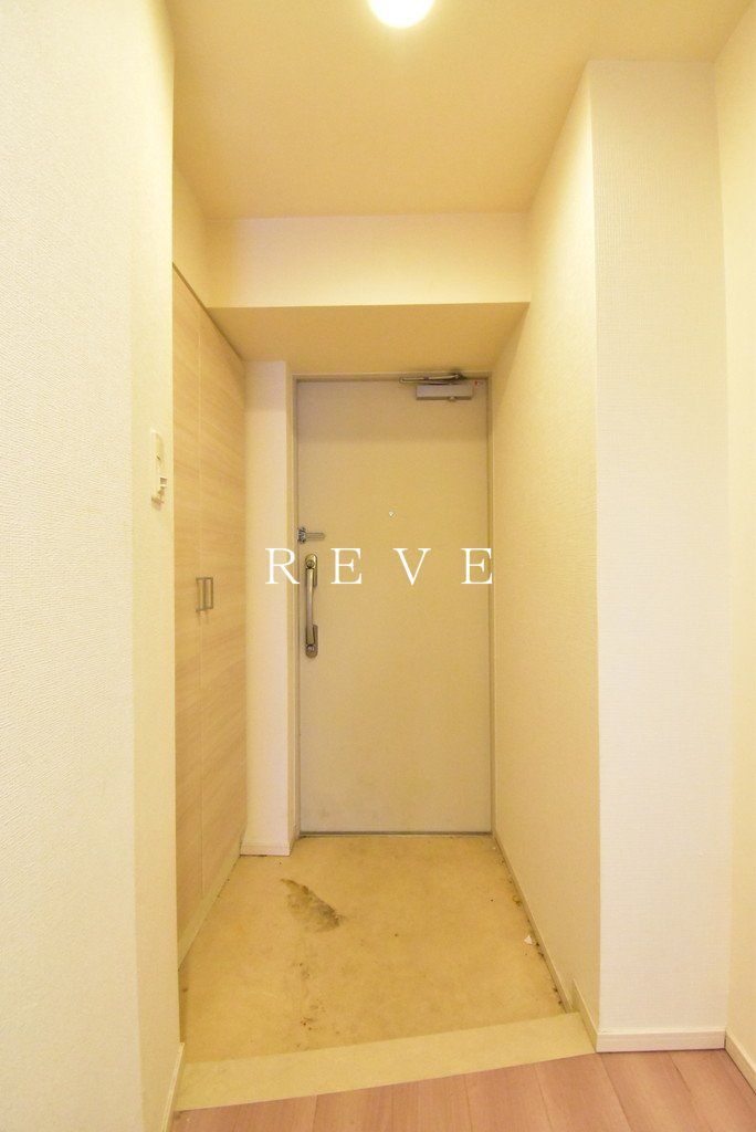 GENOVIA浜松町green veilの玄関写真