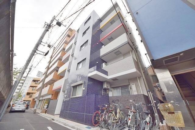 ロビー　?横浜　徒歩６分です