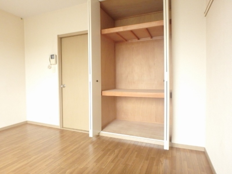 収納　図面と現状に相違がある場合には現状を優先