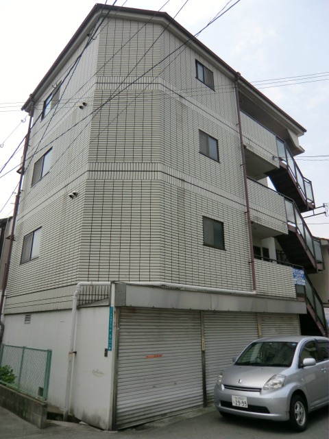 阪急神戸線 神崎川駅 徒歩7分 築40年