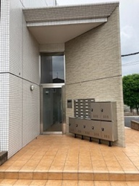 レジェンドVの外観写真