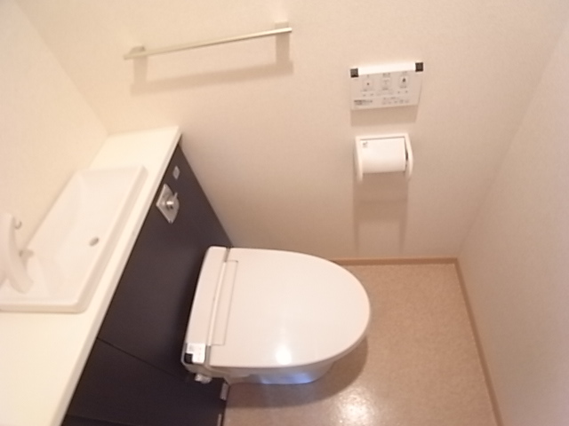 レジェンドVのトイレ写真