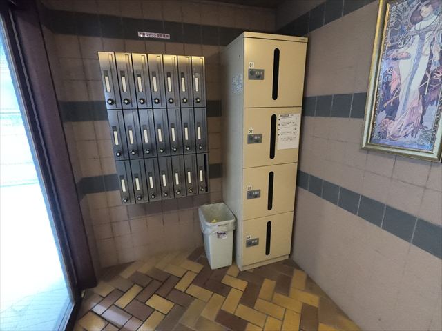 エントランス　エントランス。宅配BOX。