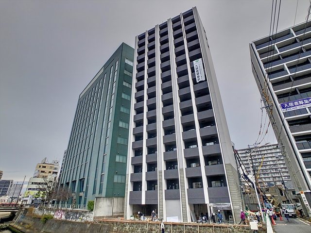 【エンクレスト博多ＲＩＶＥＲＳＩＤＥの建物外観】