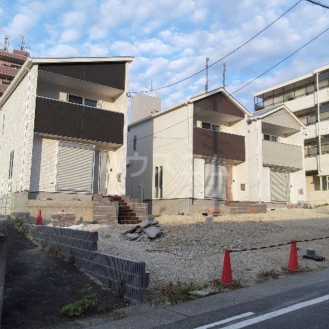 バンクーバー１１２４代万町の建物外観