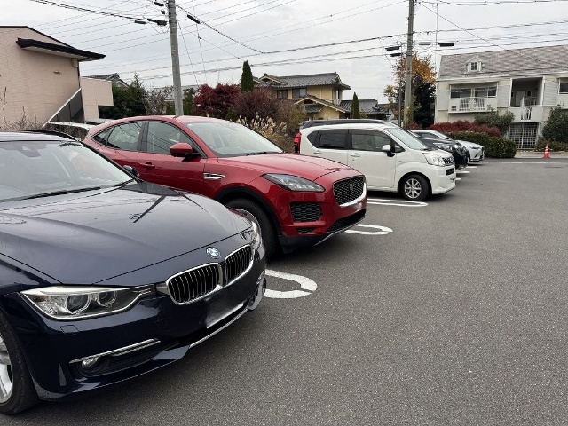 【シュティルIの駐車場】