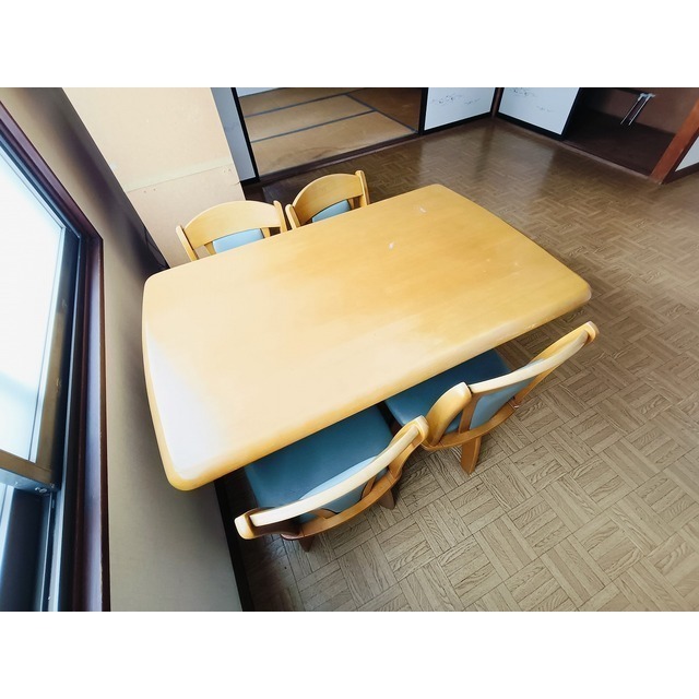 その他　机・椅子※設備ではありません