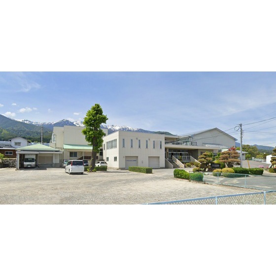 小学校　飯島町立七久保小学校（小学校）まで342m