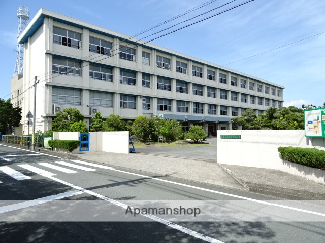 中学校　清竜中学校（中学校）まで668m