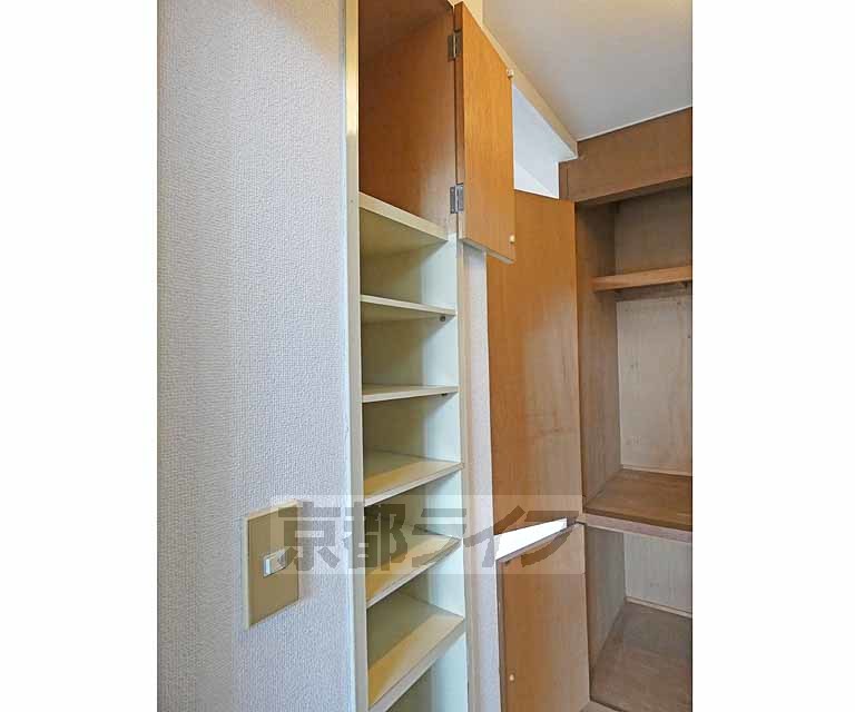 収納　シューズボックスです。