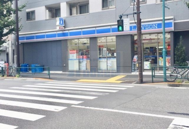 コンビニ　ローソン新宿下落合四丁目店（コンビニ）まで300m