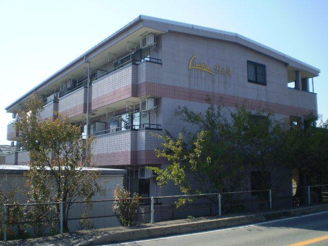 建物外観　バルコニー側を北東方向より撮影