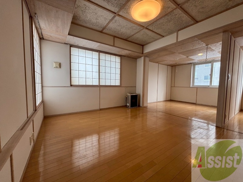 居室・リビング　広くてキレイなお部屋が広がっていて、充実した生活が送れそう。