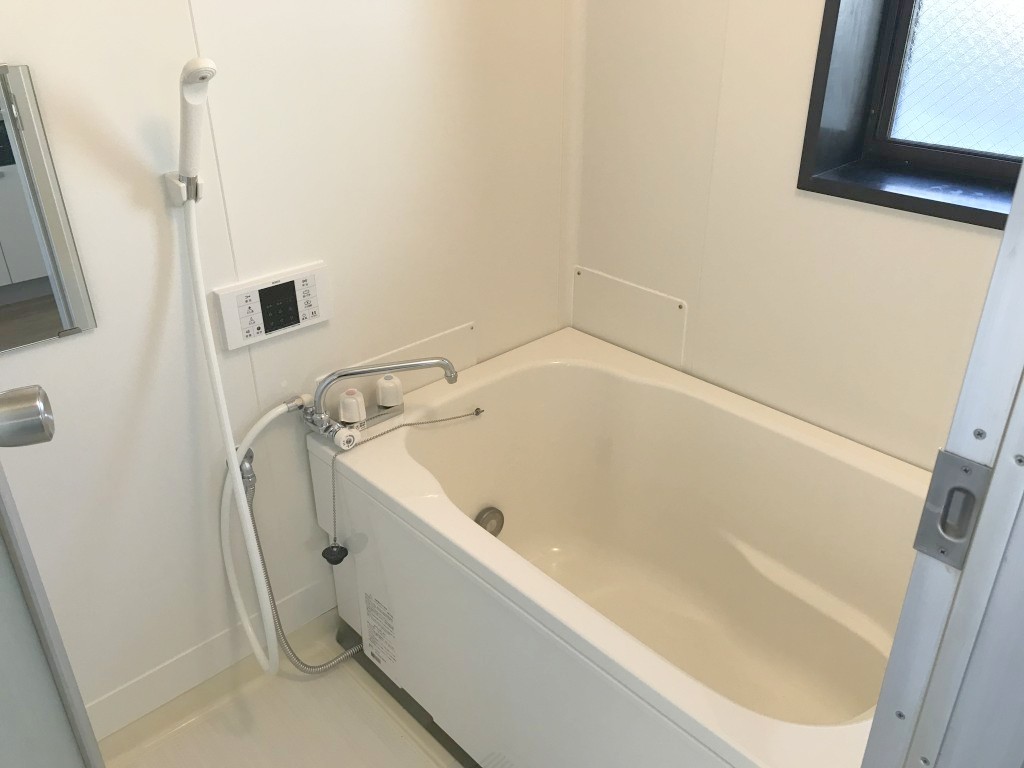 バス・シャワールーム　ゆったり過ごせるお風呂です