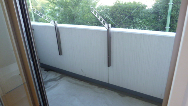 バルコニー　バルコニー